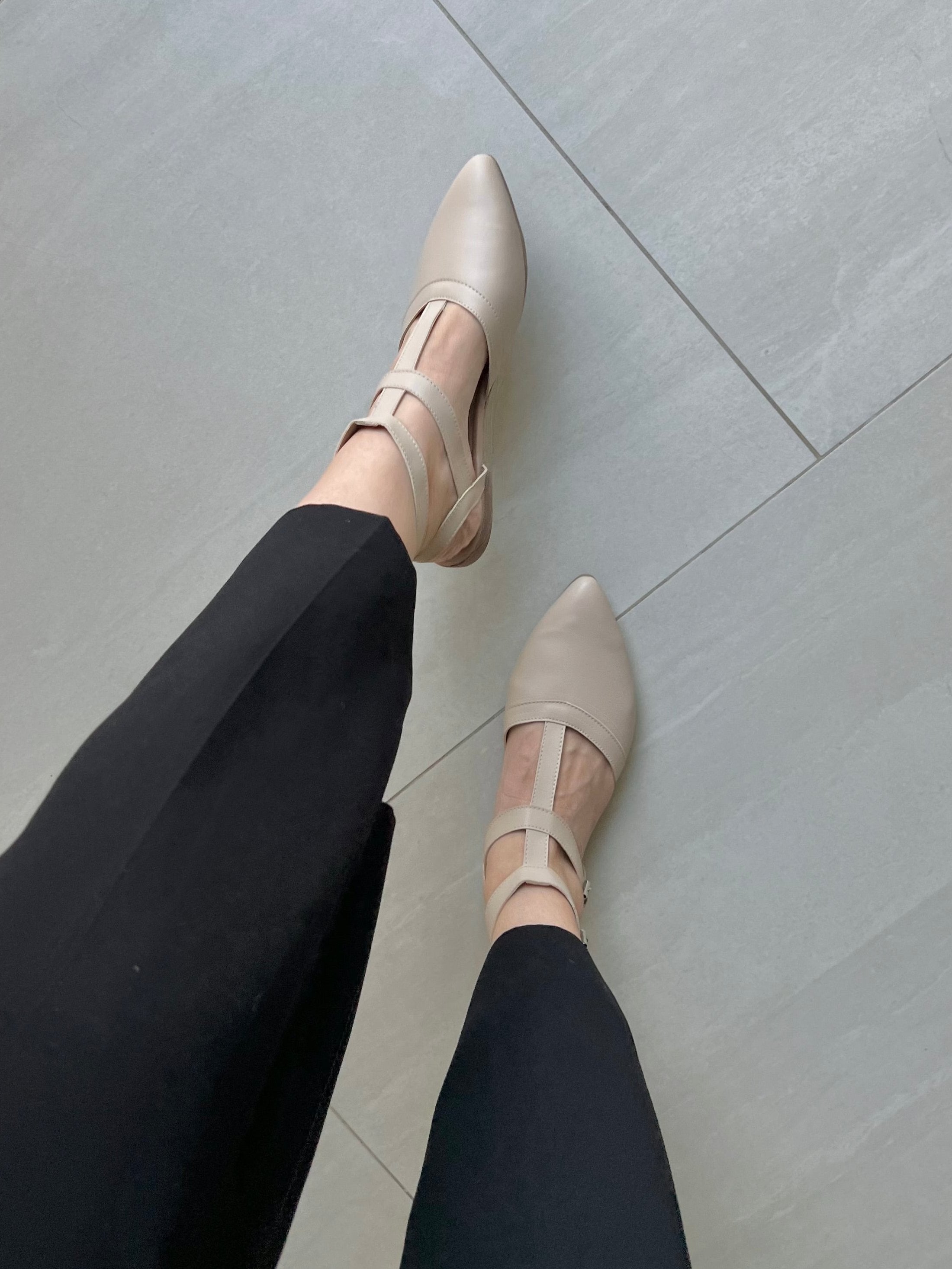 zapatilla piso beige late